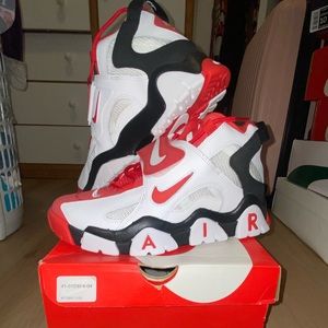 Nike Barrage (never worn)